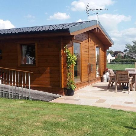 Chestnut Lodge Pilling Exterior foto